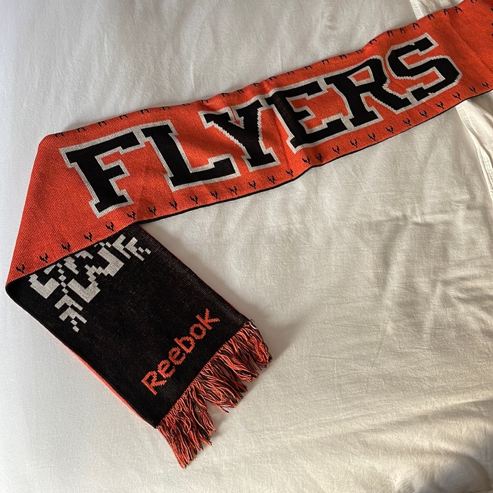 Reebok Flyers Scarf